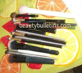 How to clean makeup brushes the easy, quick, hassle-free way 4